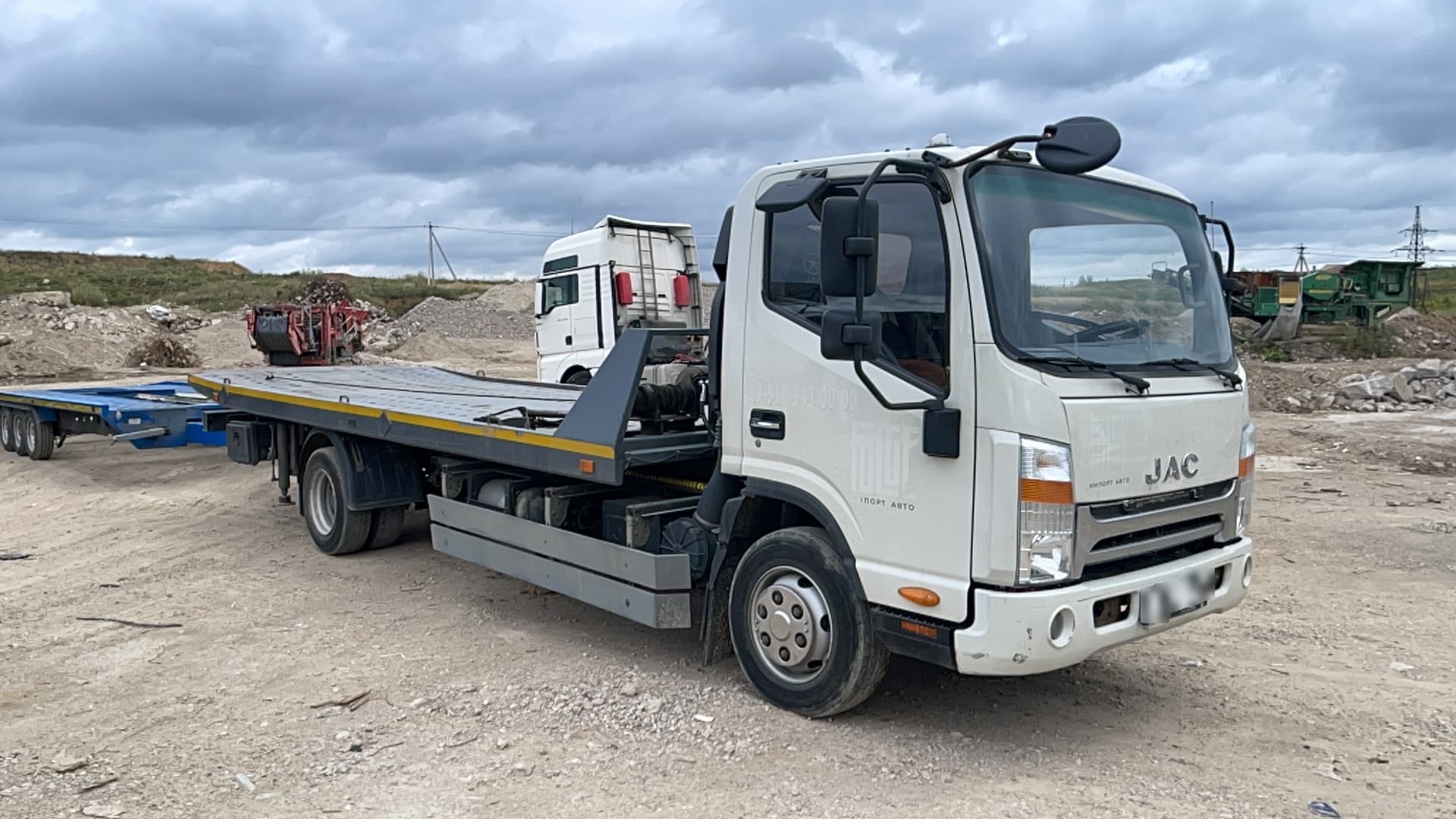 Новый Завод 3080* на шасси JAC N90 4x2 Эвакуатор - 2