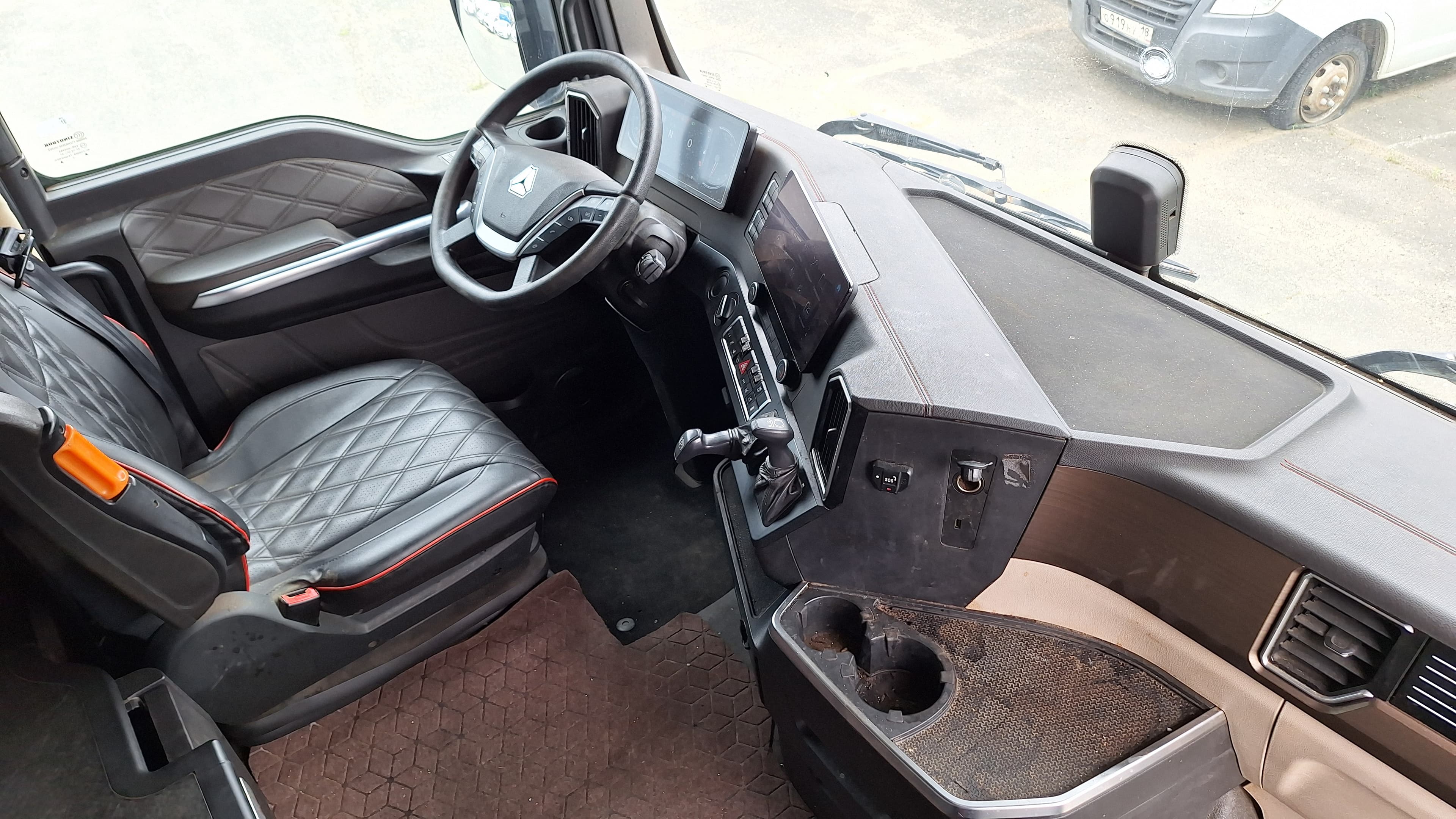 Sitrak C7H 4x2 Седельный тягач - 5