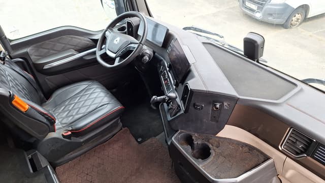 Sitrak C7H 4x2 Седельный тягач - 5