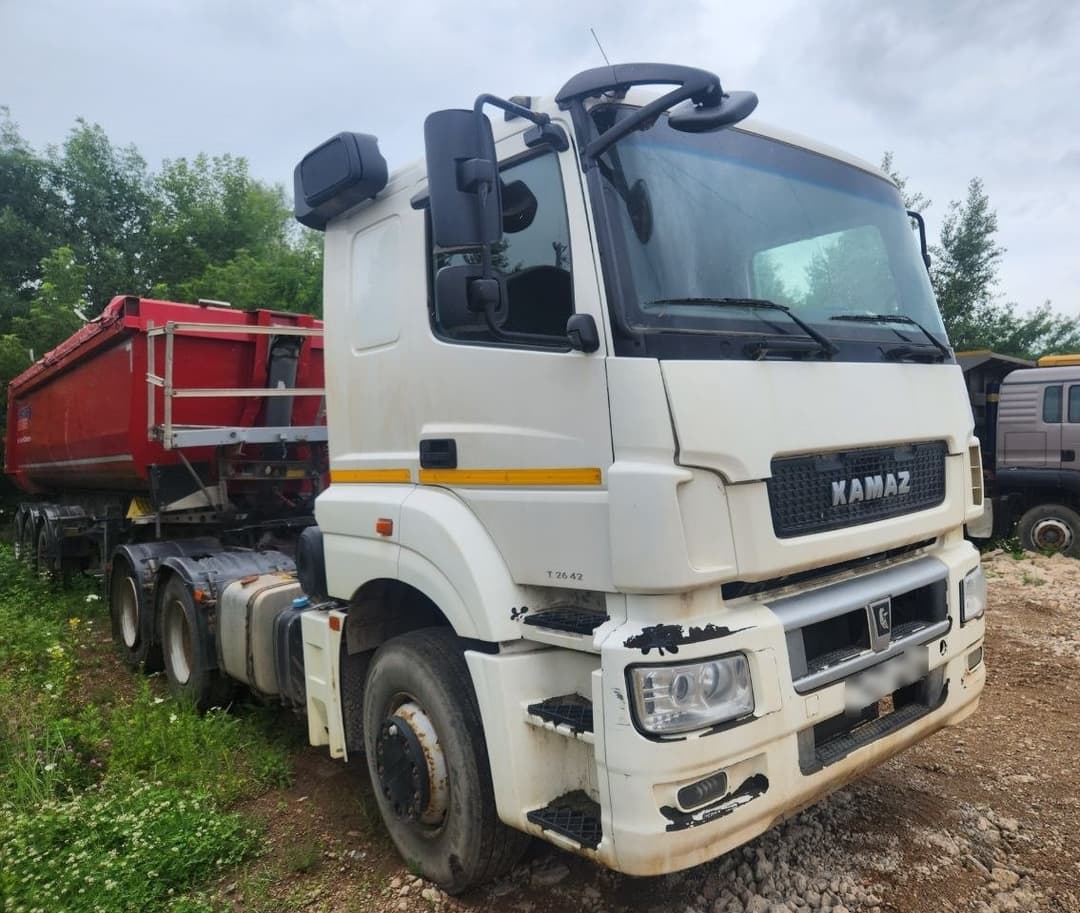 Камаз 65206 6x4 Седельный Тягач - 2