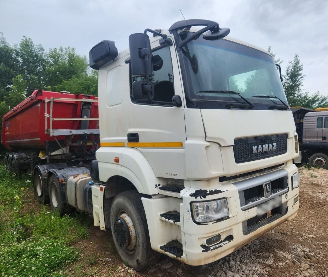 Камаз 65206 6x4 Седельный Тягач - 2