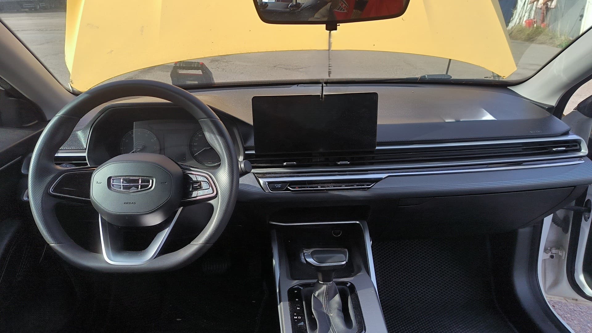 Geely Emgrand 7 - 5