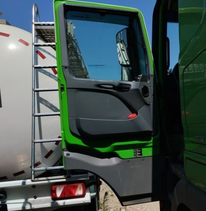 Mercedes-Benz Actros 4x2 Седельный тягач - 7