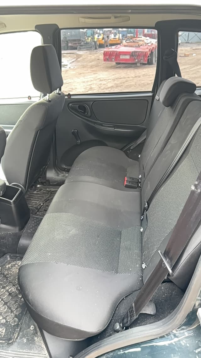 Lada Niva Travel - 7