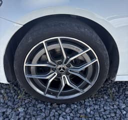 Mercedes-Benz E седан - 9