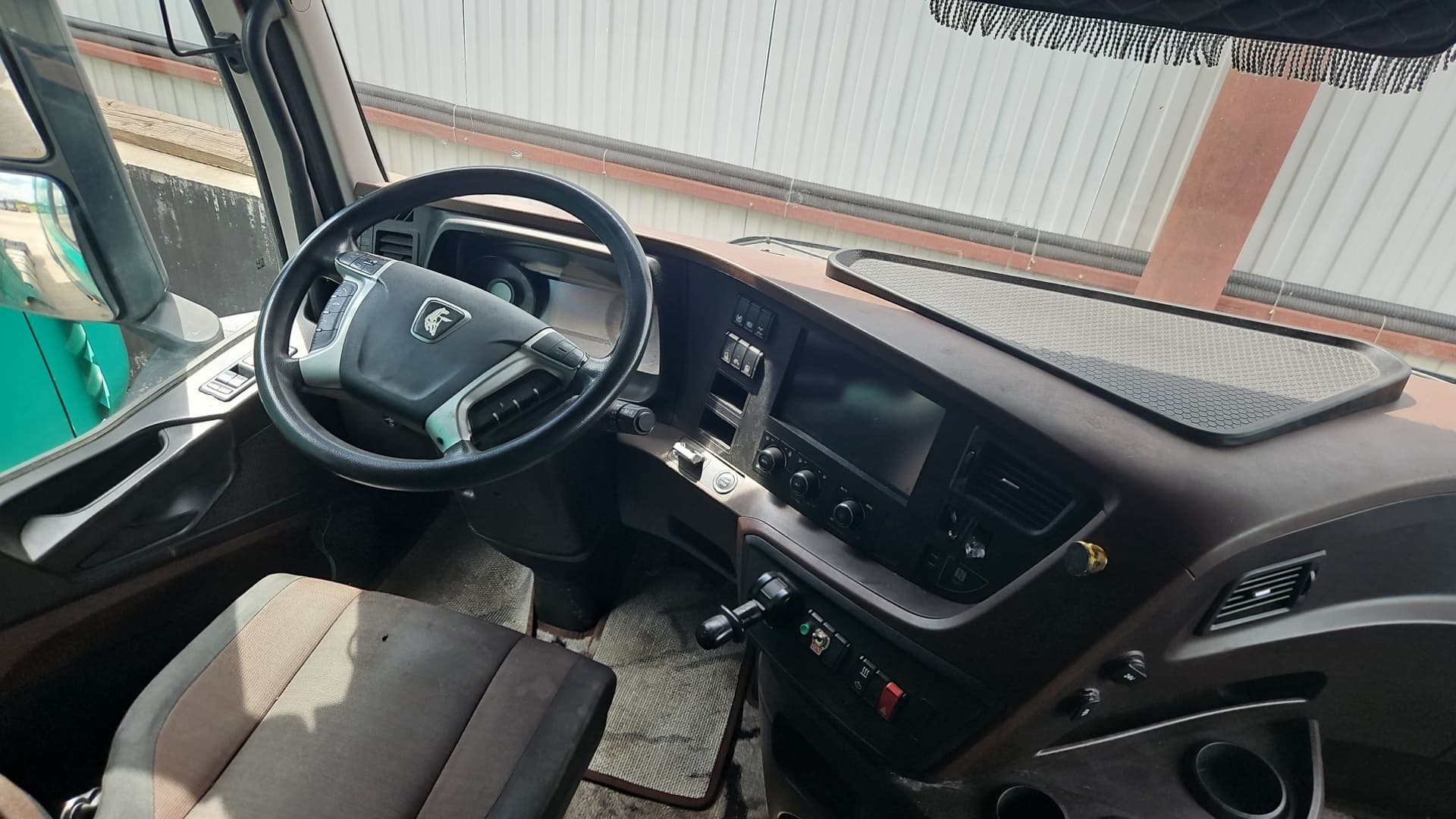 Камаз 54901 4x2 Седельный тягач - 5
