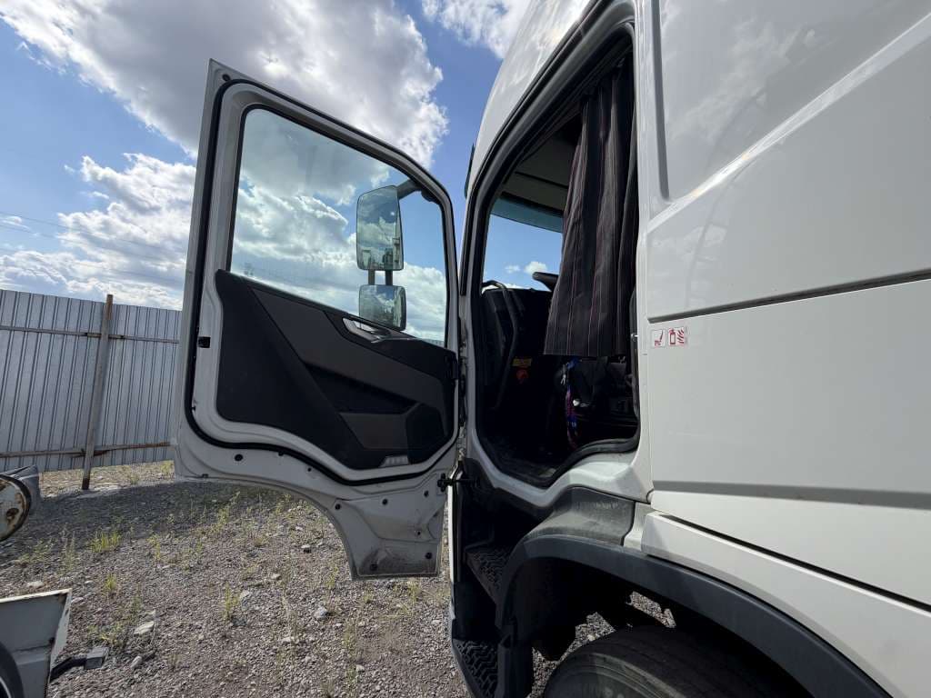 Volvo FM 6x2 Седельный тягач - 7