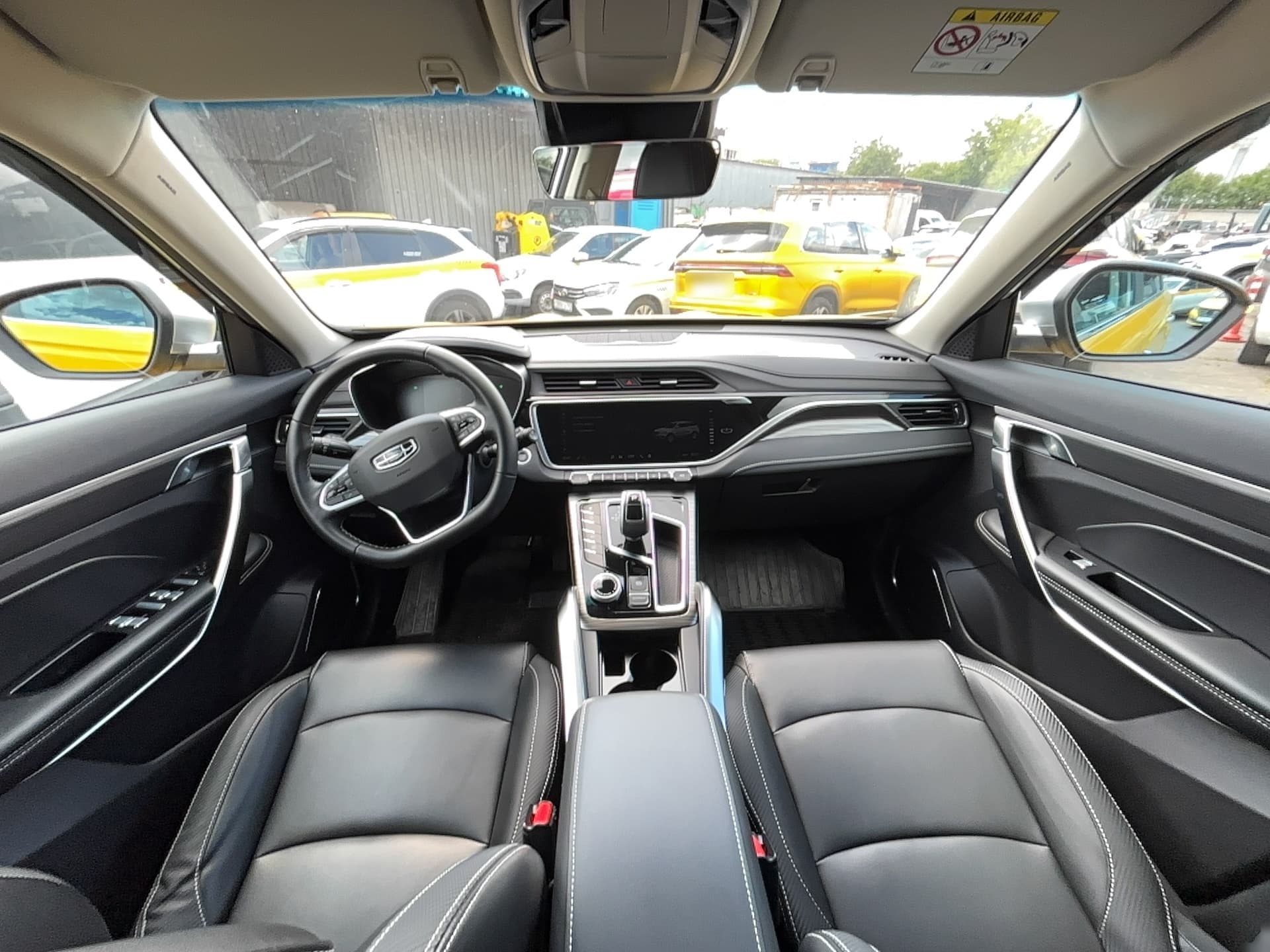 Geely Atlas Pro - 5