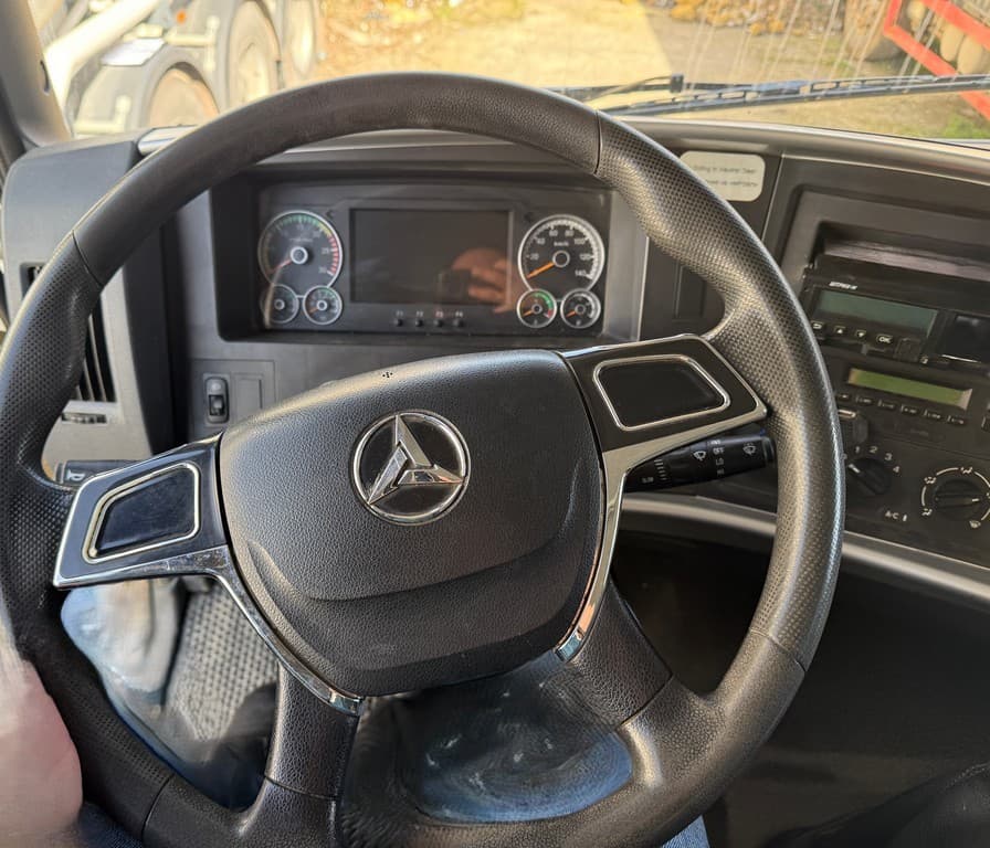 Sany SYZ320* 6x4 Самосвал - 5