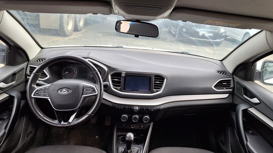 Lada Vesta седан - 5