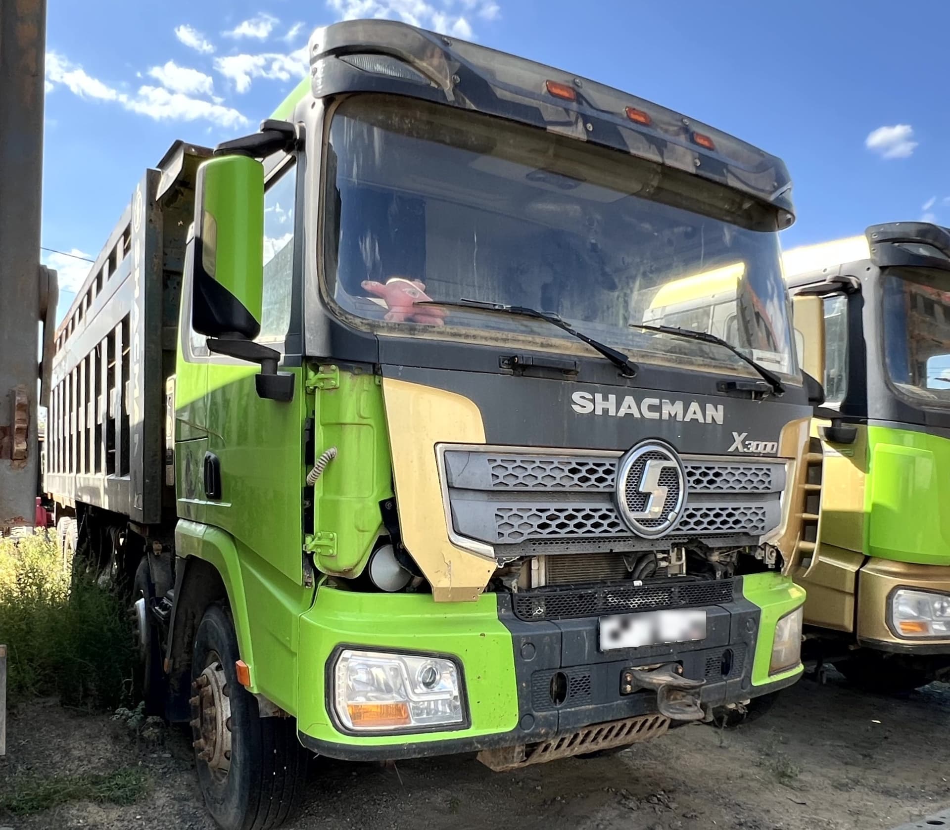 Shacman (Shaanxi) SX* 8x4 Самосвал - 2