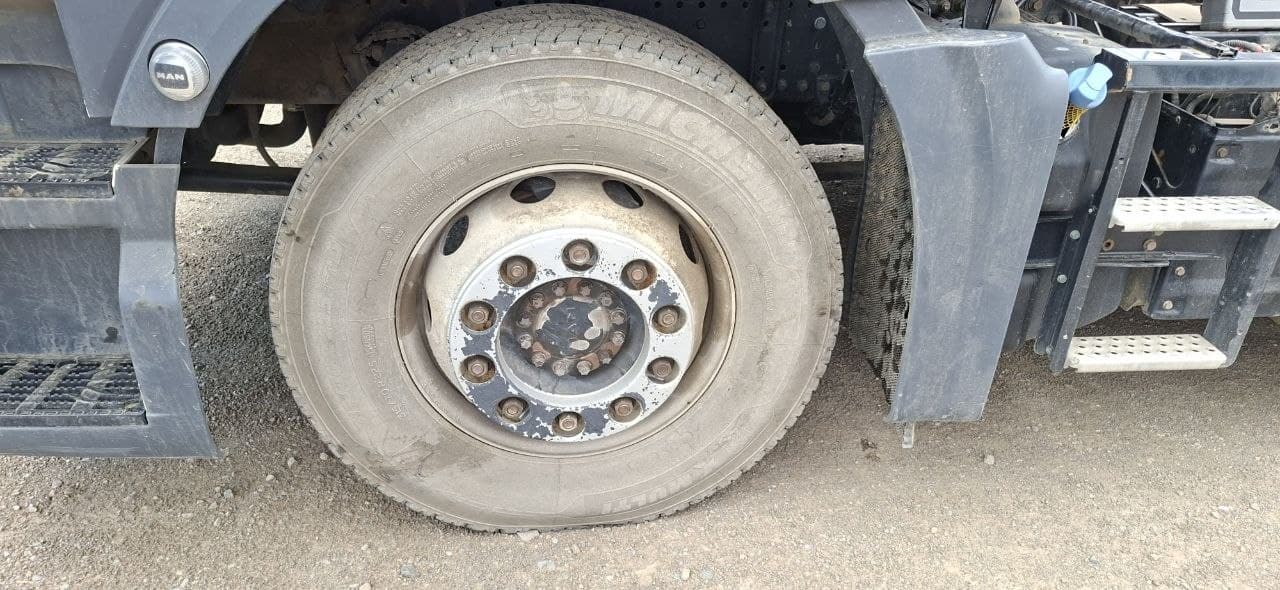 MAN TGX 4X2 Седельный тягач - 10