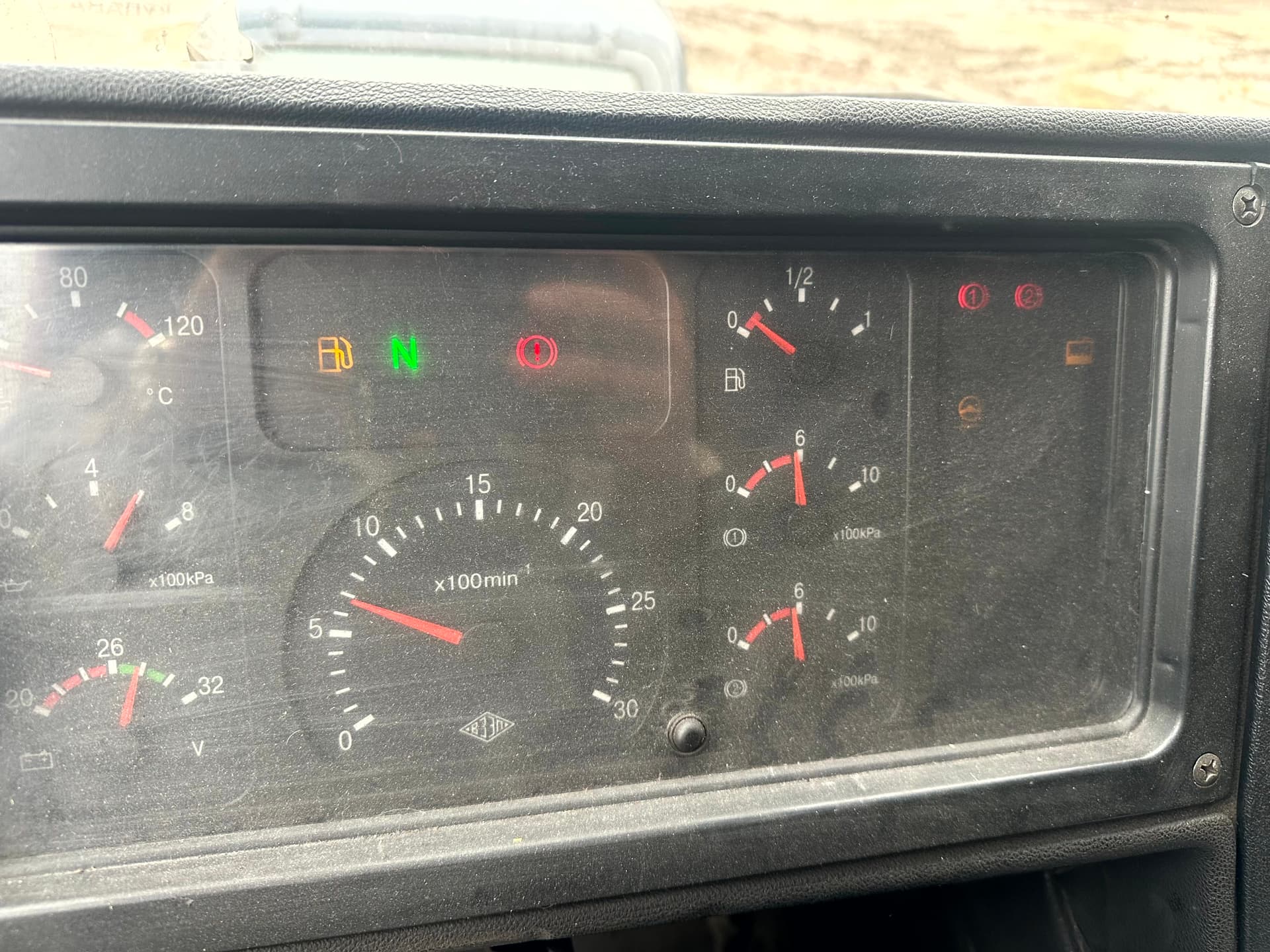 Купава 6731* на шасси МАЗ 5516Х5 6x4 Самосвал - 6