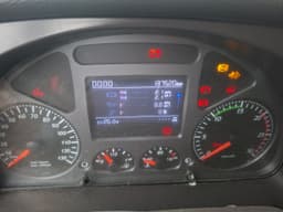 Hongyan 908 8x4 Самосвал - 7