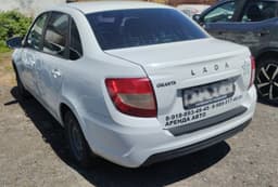 Lada Granta седан - 4