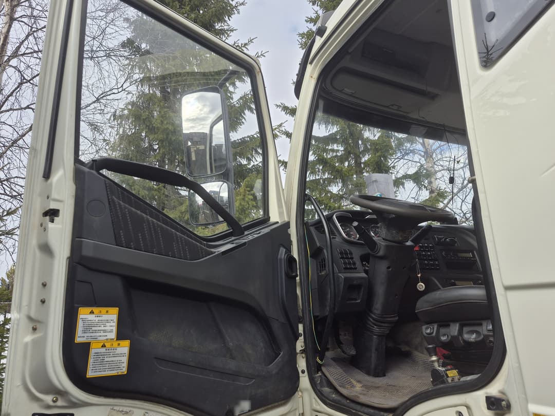 FAW CA 3250 6x4 Самосвал - 7