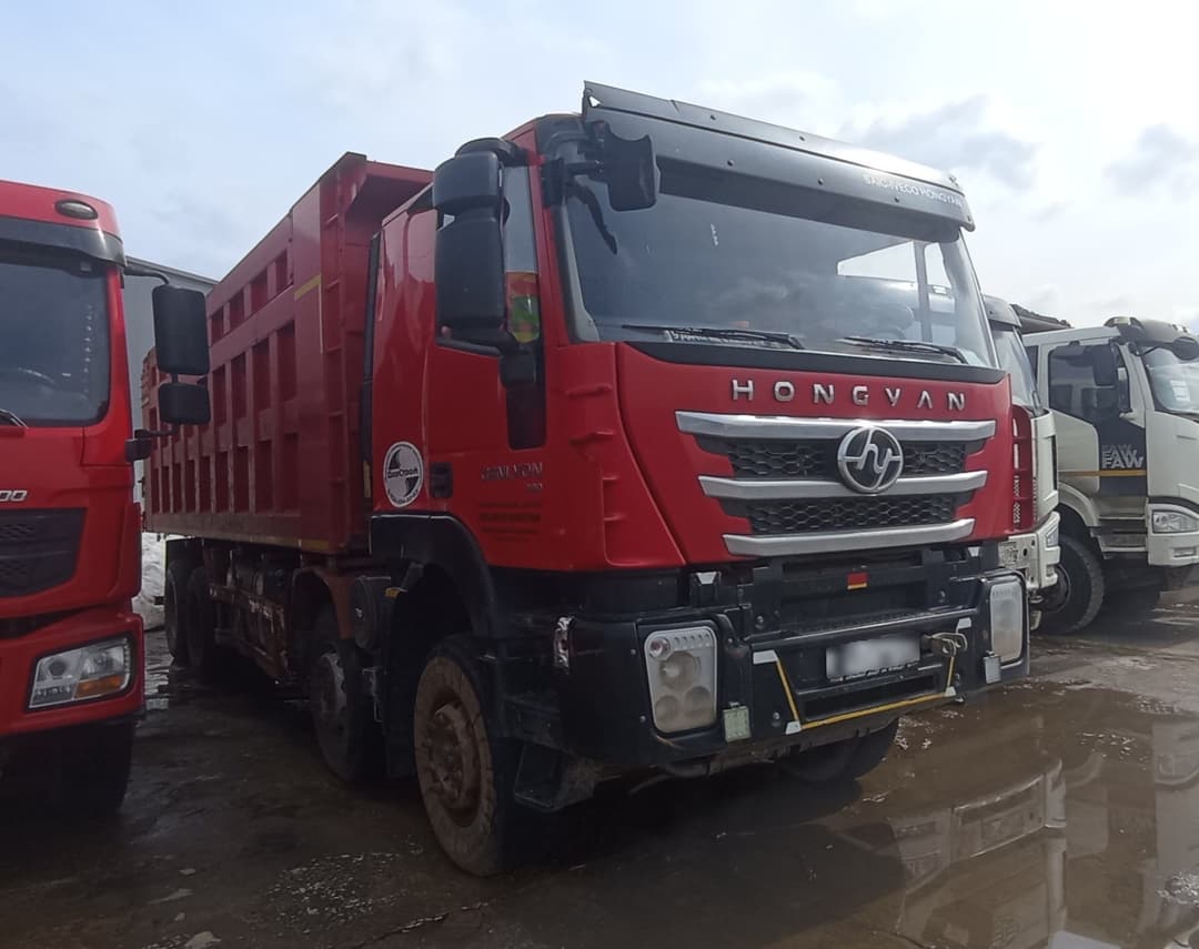 Hongyan CQ* 8x4 Самосвал - 2
