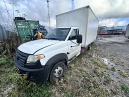 UAZ Profi - 1