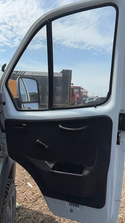 GAZ 2310 - 8