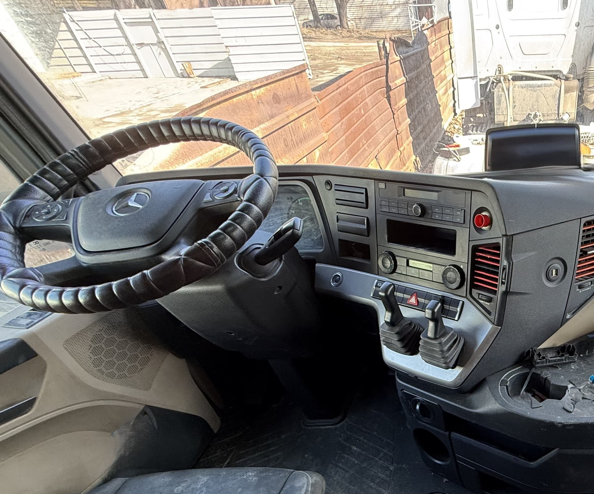 Mercedes-Benz Actros 6x4 Седельный тягач - 5