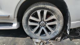 Toyota Land Cruiser 200 - 9