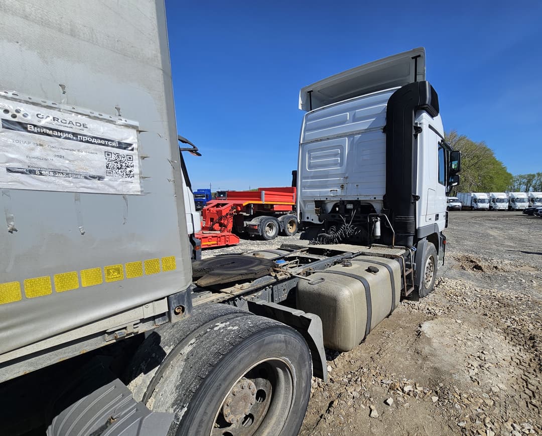 Mercedes-Benz Actros 4x2 Седельный тягач - 2