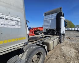 Mercedes-Benz Actros 4x2 Седельный тягач - 2