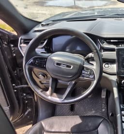 Jeep Grand Cherokee - 5