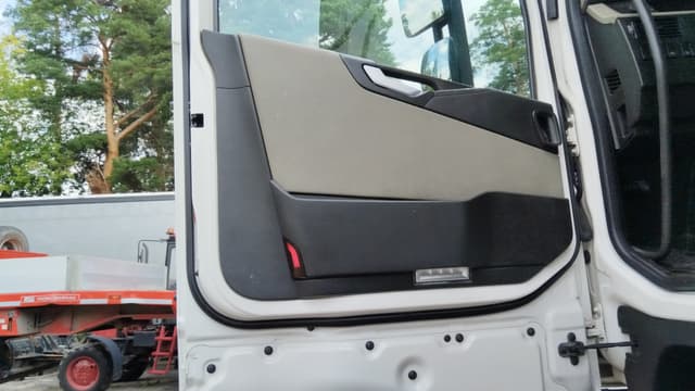 Volvo FH 4x2 Седельный тягач - 8