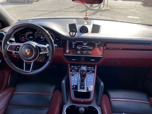 Porsche Cayenne - 5