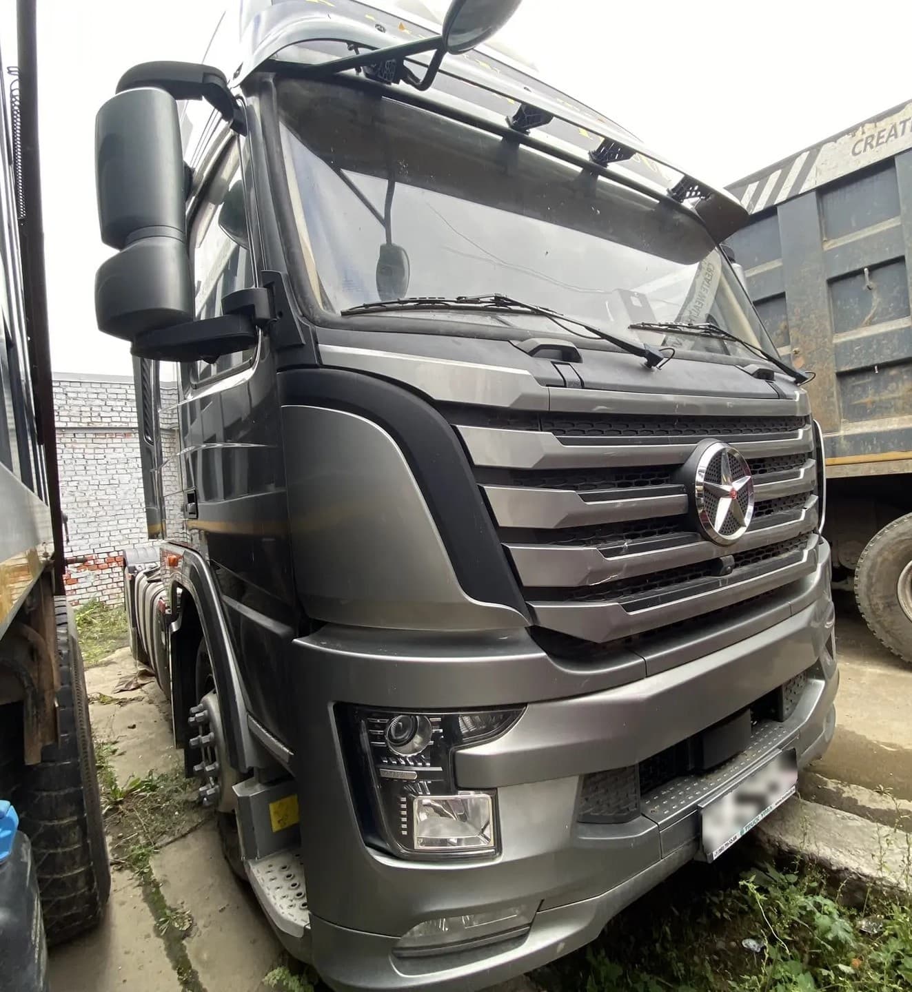 Dayun CGC4180 4x2 Седельный тягач - 2