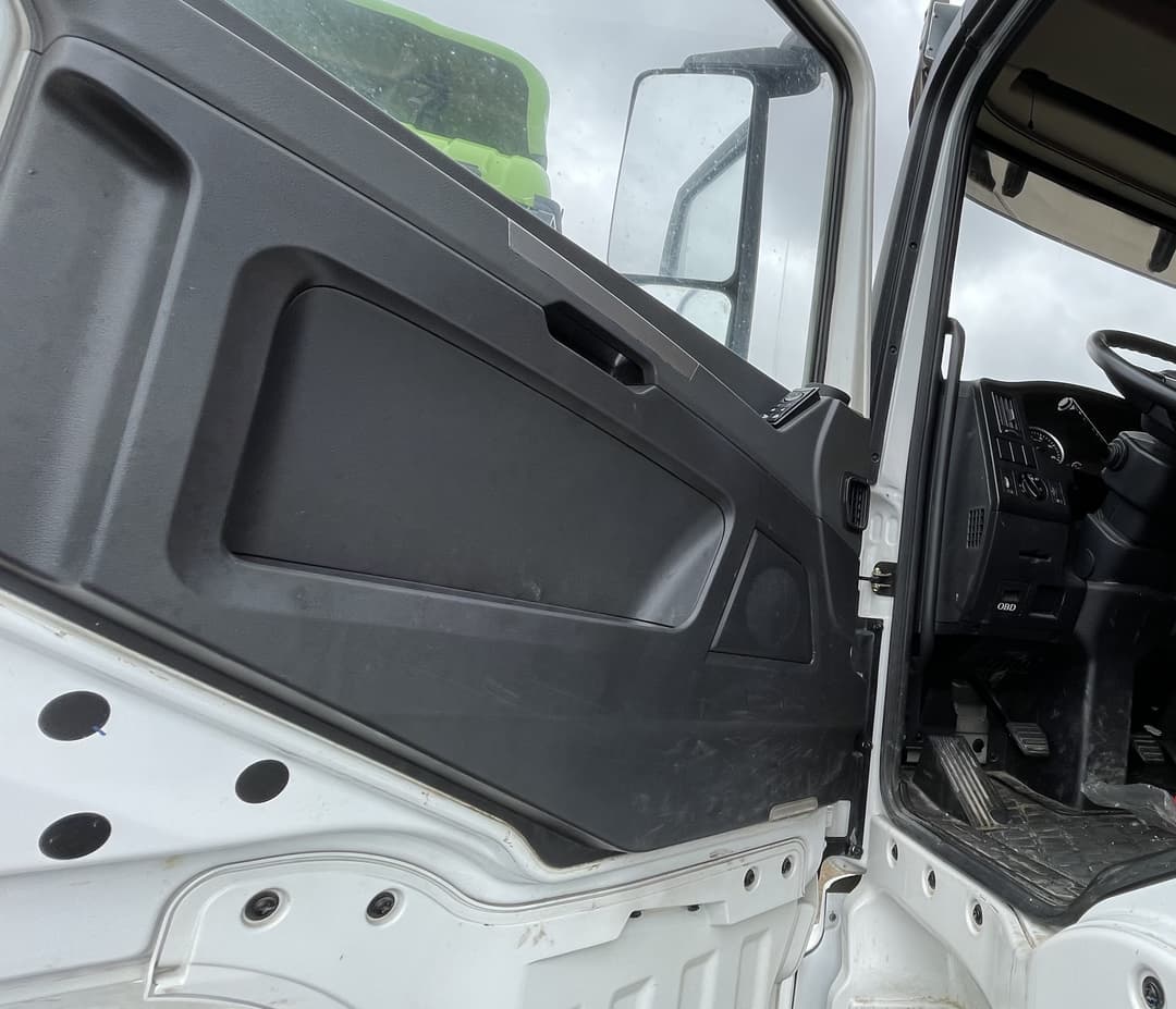 Shacman (Shaanxi) SX* 6x6 Седельный тягач - 7