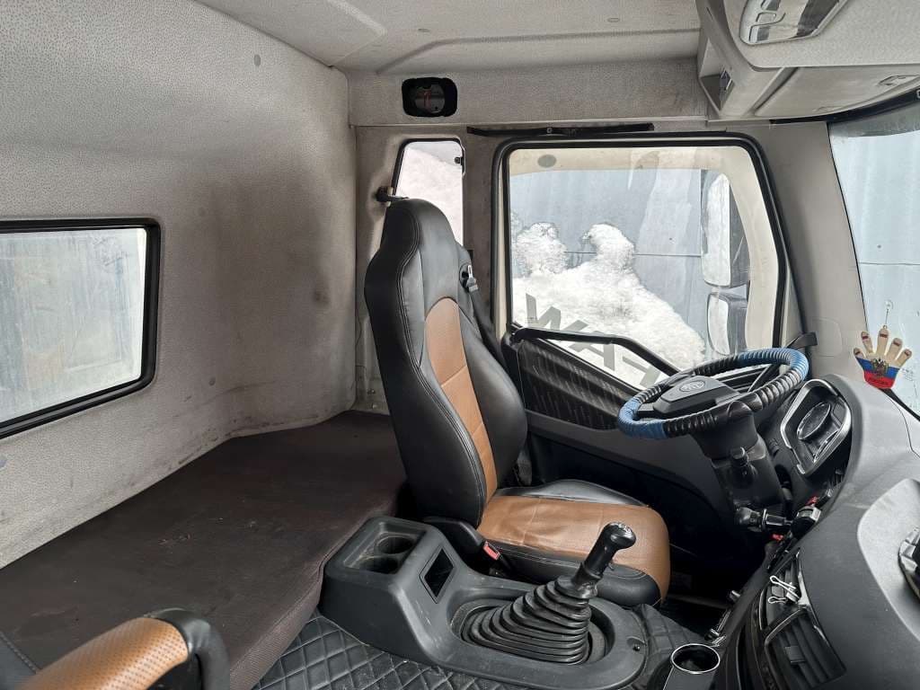FAW CA 3310 8x4 Самосвал - 7