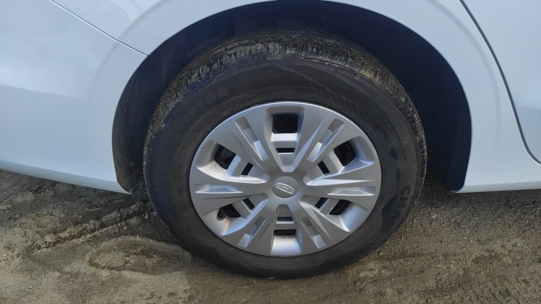 Geely EMGRAND - 10