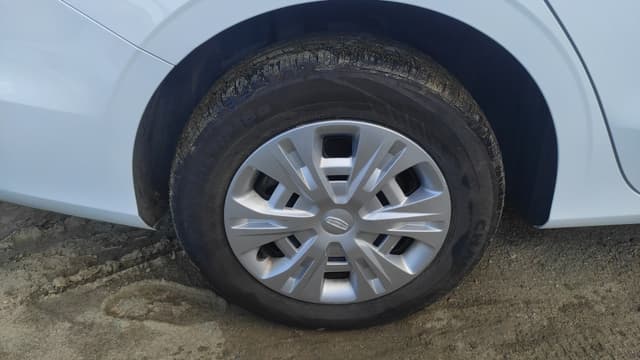 Geely EMGRAND - 10