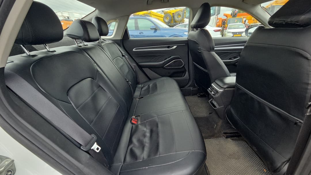 Geely EMGRAND - 9
