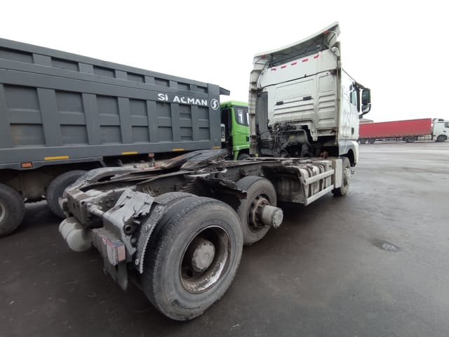 Sitrak C7H 6x4 Седельный тягач - 3