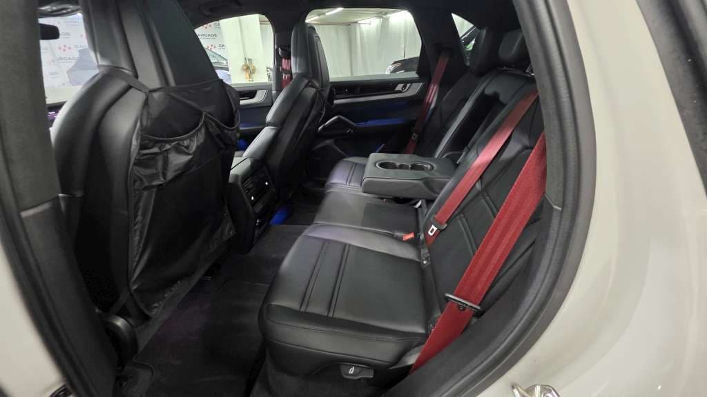 Porsche Cayenne - 9