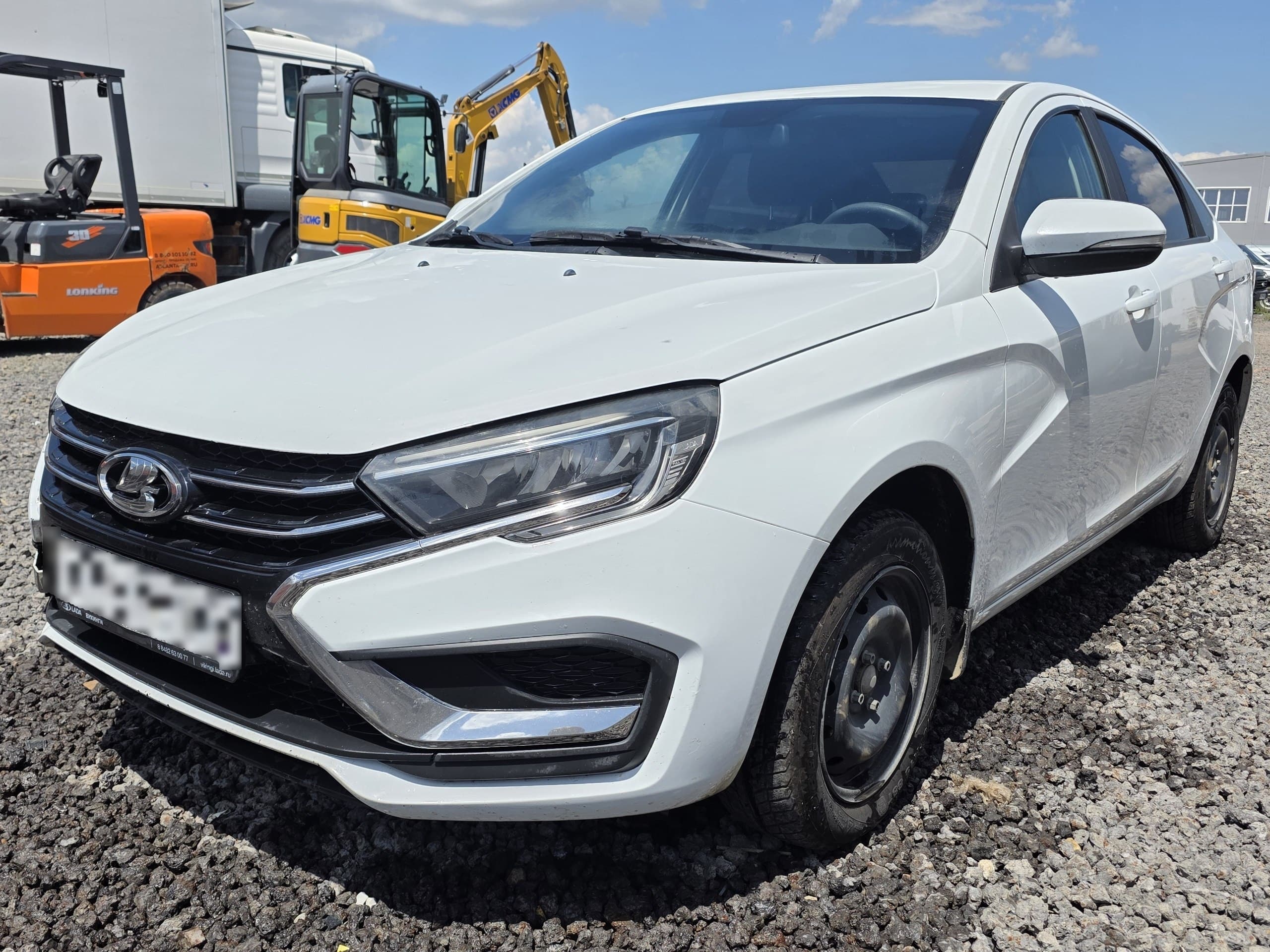 Lada Vesta седан - 1