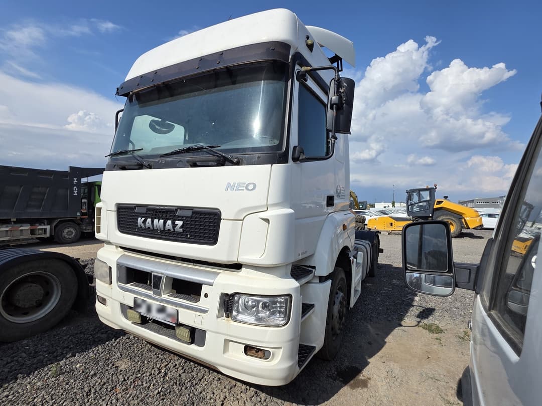 Камаз 5490 4x2 Седельный тягач - 1
