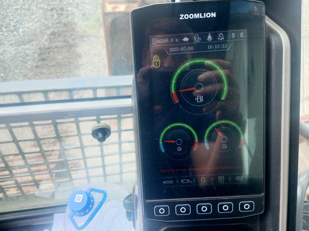 Zoomlion ZE335 Экскаватор - 6