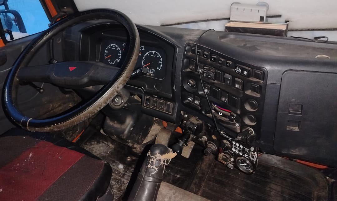 Камаз 43118 6x6 Бортовой с КМУ - 5