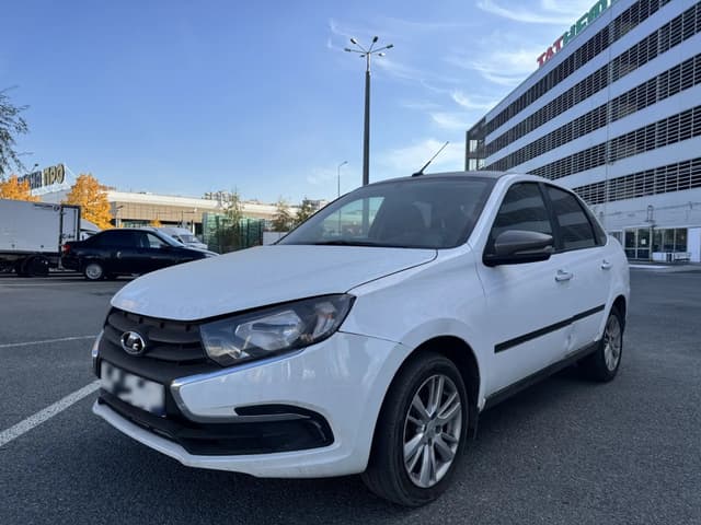 Lada Granta седан - 1