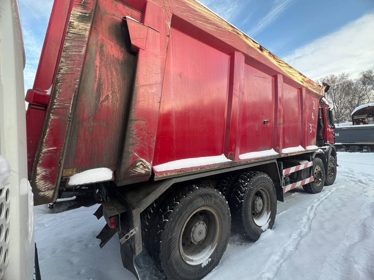 Mercedes-Benz Arocs 8x4 Самосвал - 3