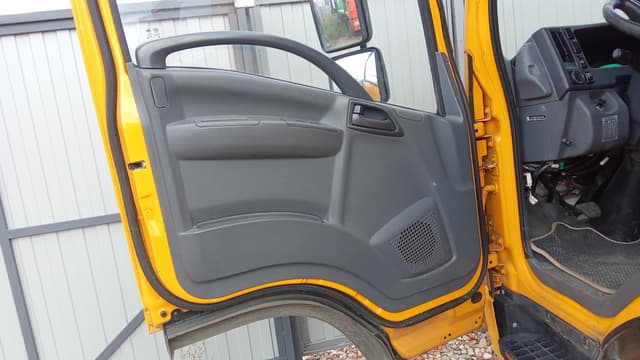 ISUZU ELF 12 (NQR) 4x2 Эвакуатор - 8