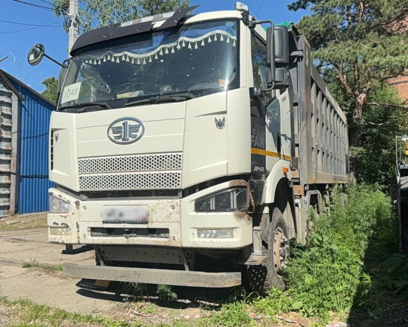 FAW J6 8x4 Самосвал - 1