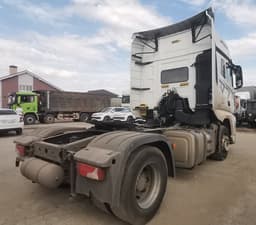 FAW J7 4x2 Седельный тягач - 3