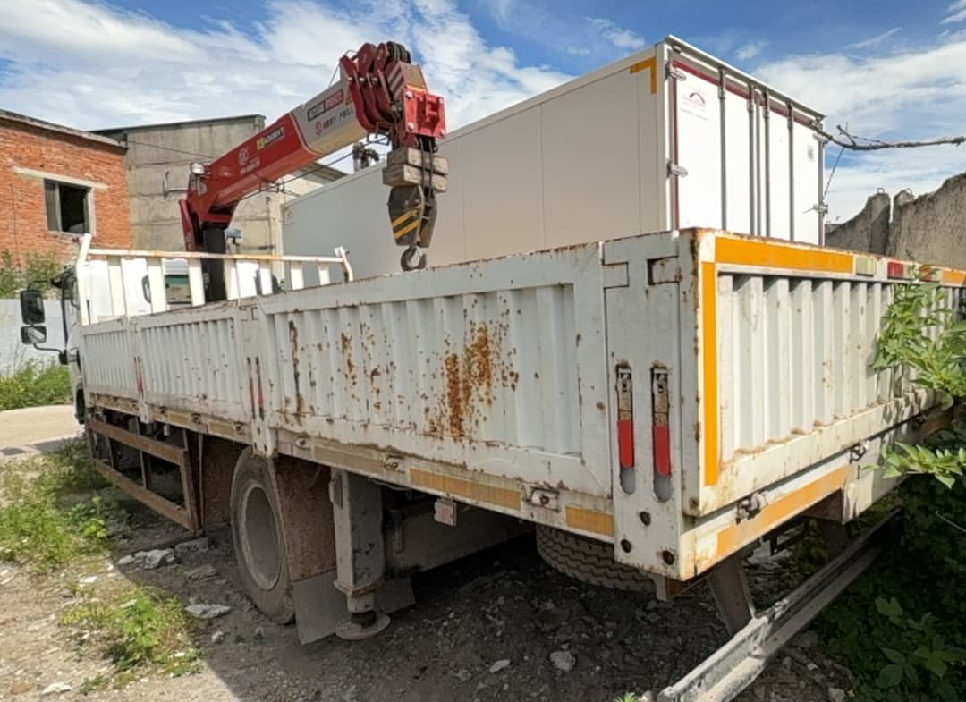 ISUZU ELF 12 4x2 Бортовой с КМУ - 4