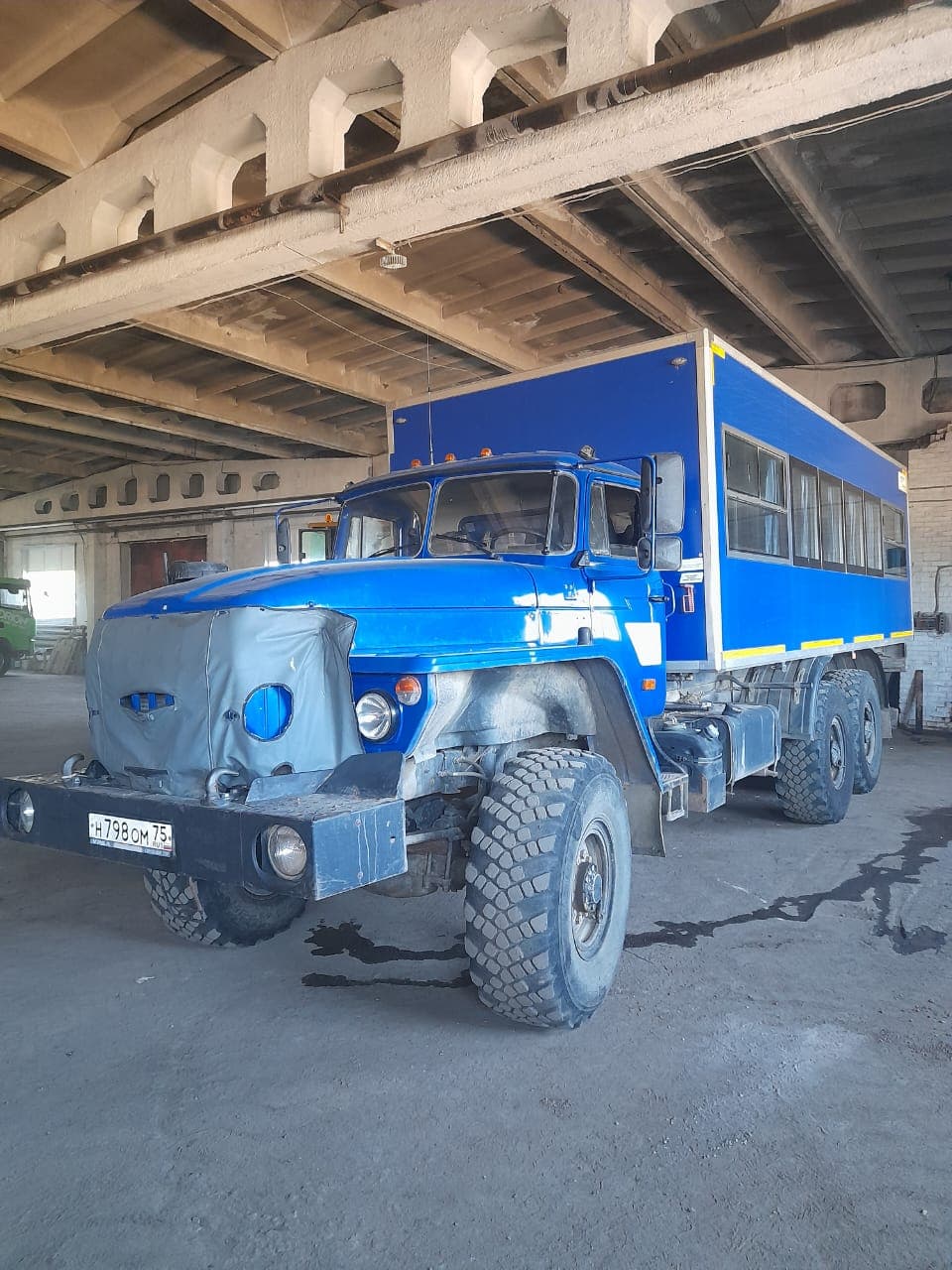 Автоспецван 7721* на шасси Ural 4320 6x6 Вахтовый автобус - 1
