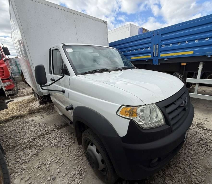 UAZ Profi Промтоварный - 2